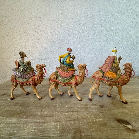 Fontanini Vintage Magi Wisemen Kings on Camels 6.5” Nativity - Picture 2 of 9